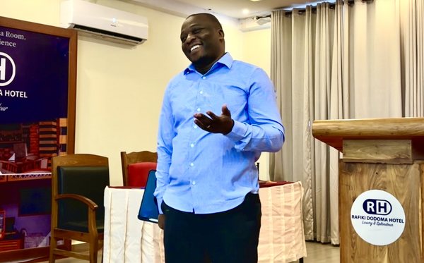 Michael presenting at Twaweza workshop